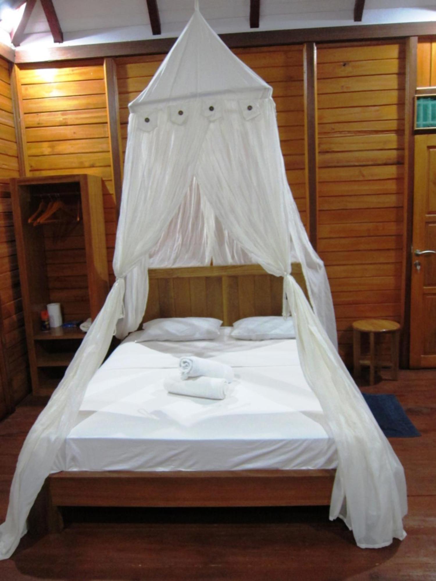 Raja Laut Dive Resort Bunaken Room photo